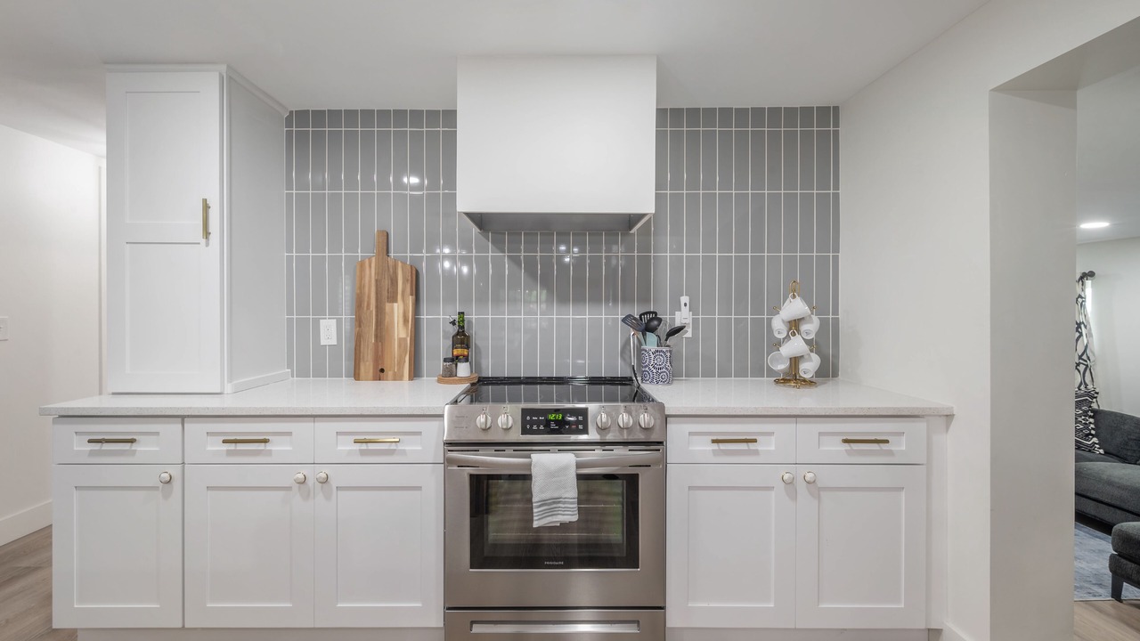 Photo of Kitchen in Bearss Plaza
