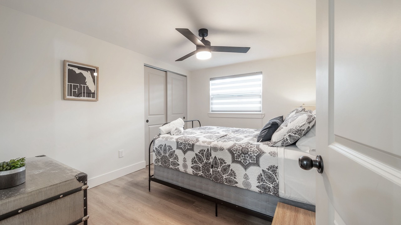 Photo of Bedroom in Bearss Plaza