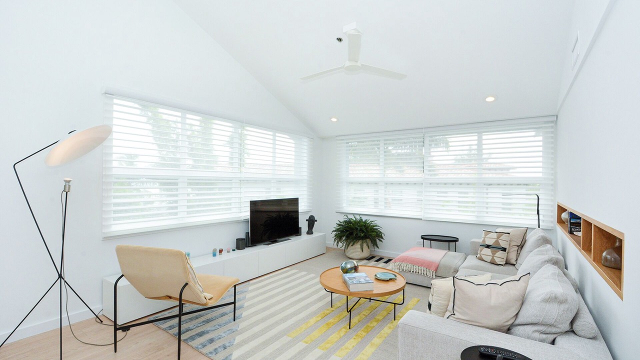 Photo of Livingroom in Whitney Beach