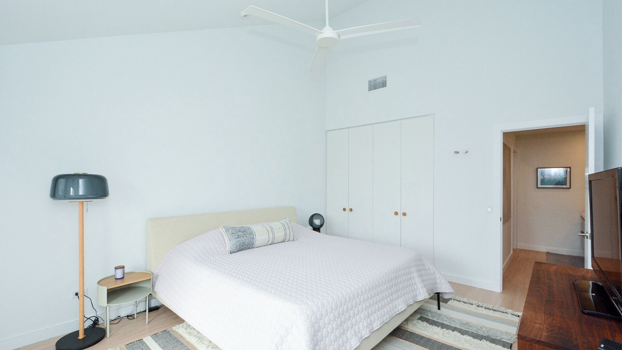 Photo of Bedroom in Whitney Beach