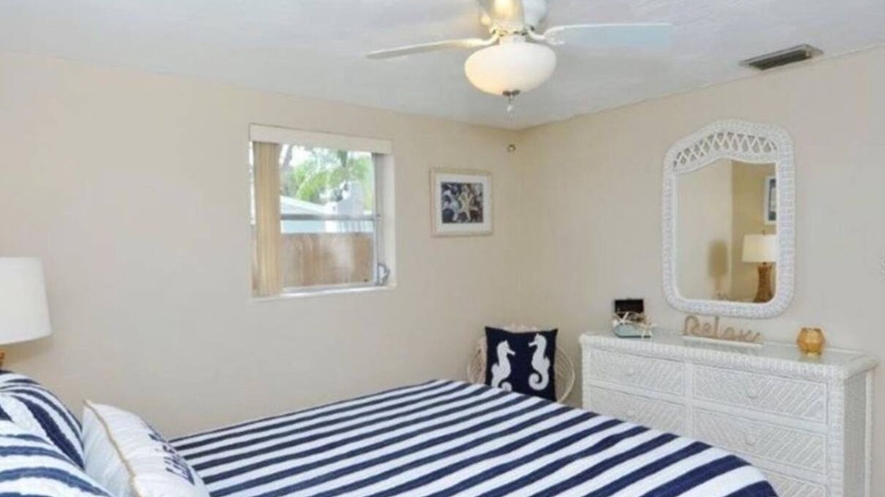 Photo of Bedroom in Englewood South