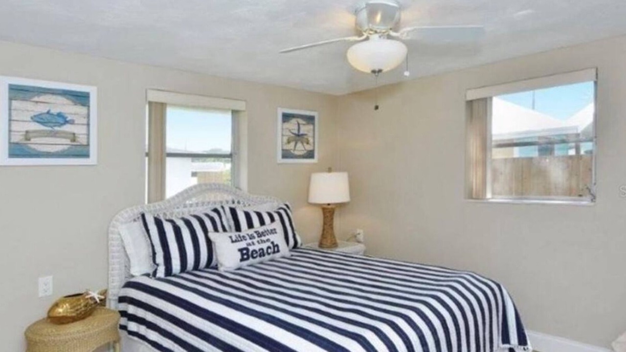 Photo of Bedroom in Englewood South