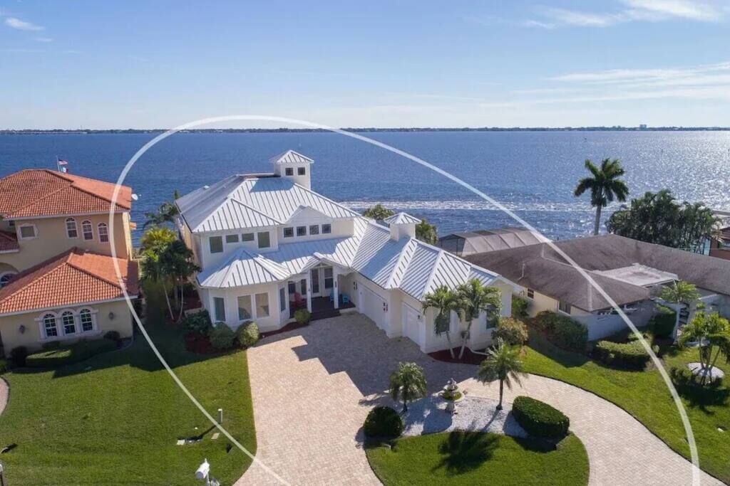 Photo of Others in Caloosahatchee