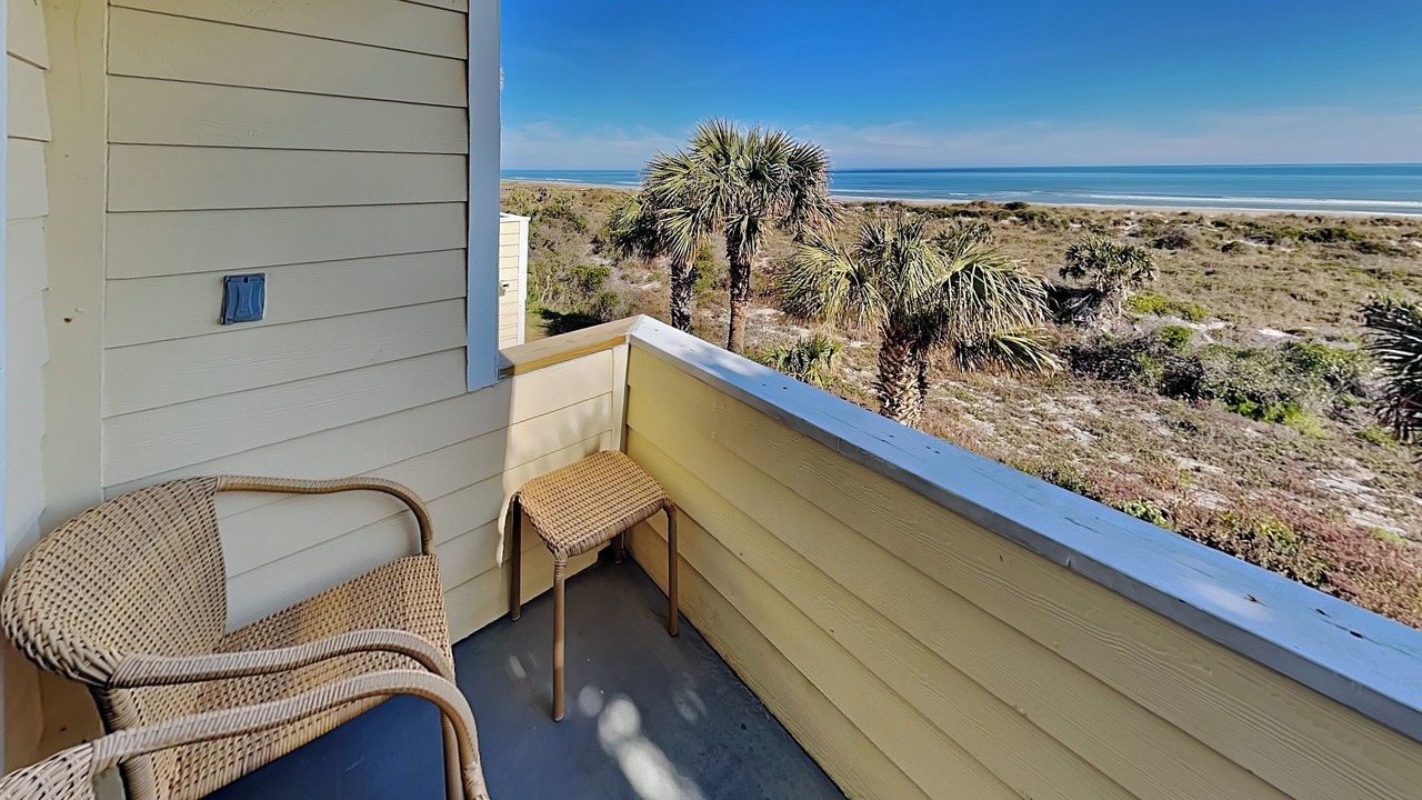 Photo of Patio Balcony in Butler Beach