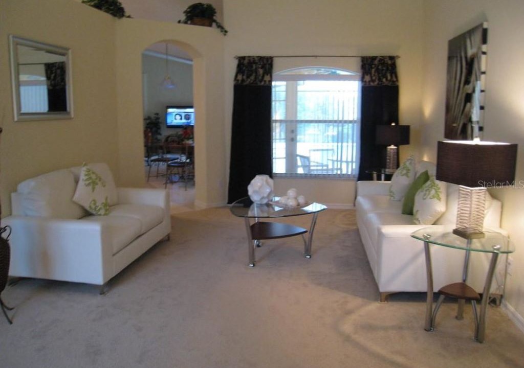 Photo of Livingroom in Orange Tree