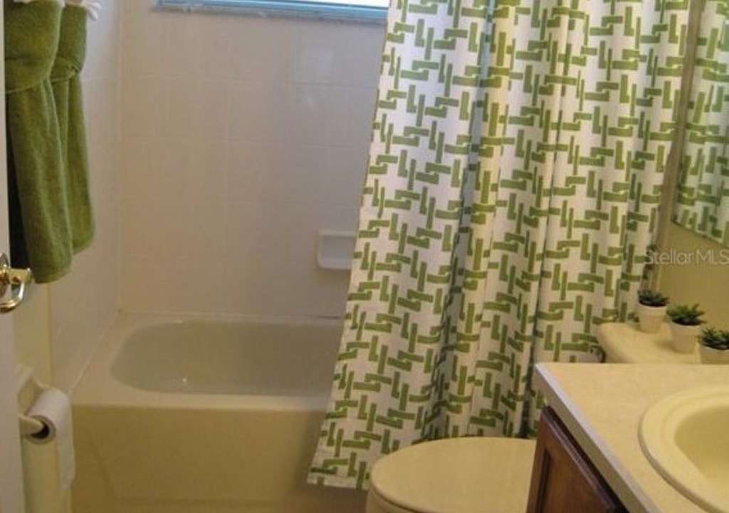Photo of Bathroom in Orange Tree
