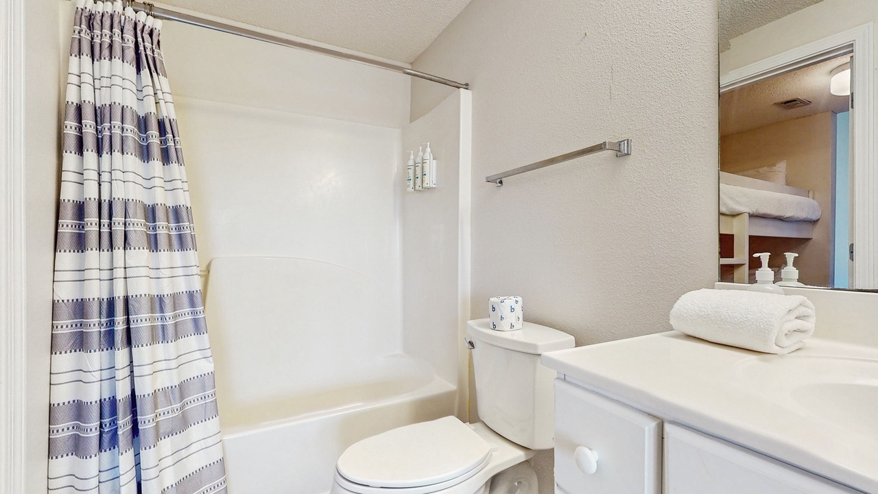 Photo of Bathroom in Gulf Place