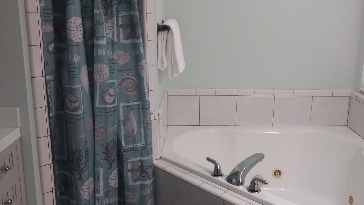 Photo of Bathroom in Laguna Beach