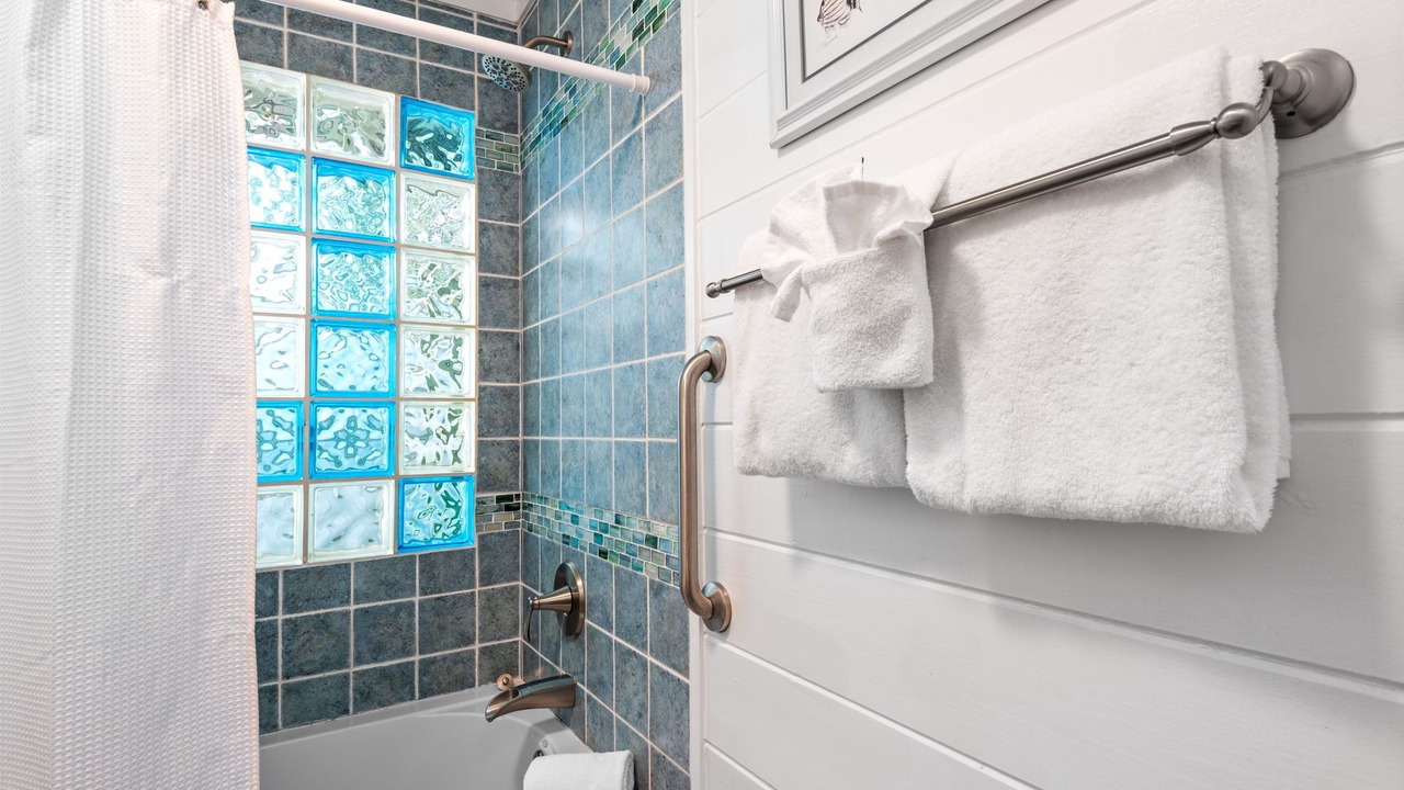 Photo of Bathroom in Seaside