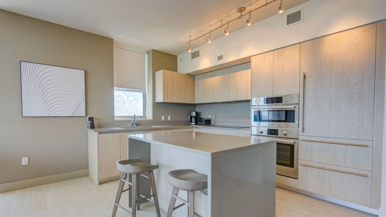 Photo of Kitchen in Hollywood South Central Beach