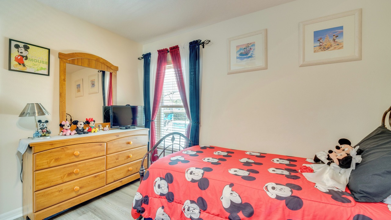 Photo of Bedroom in Orange Tree
