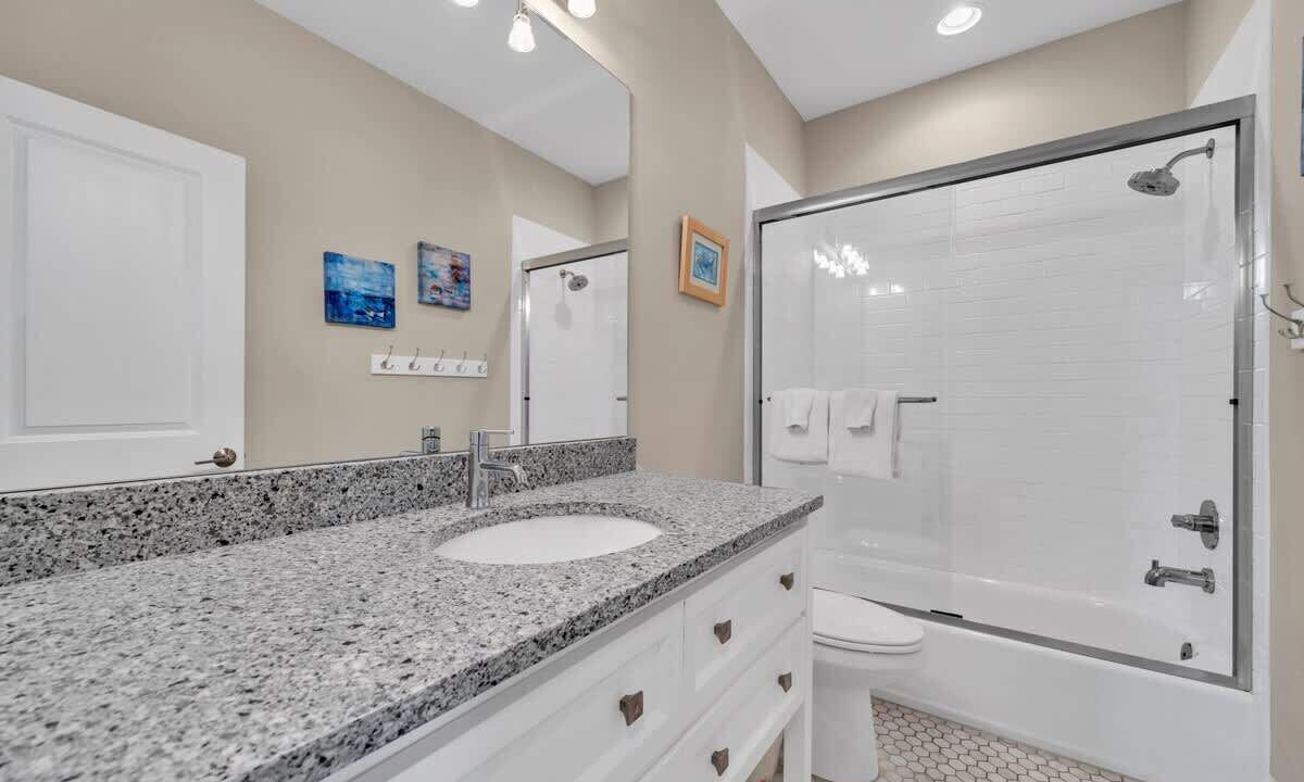 Photo of Bathroom in Emerald Waters Village