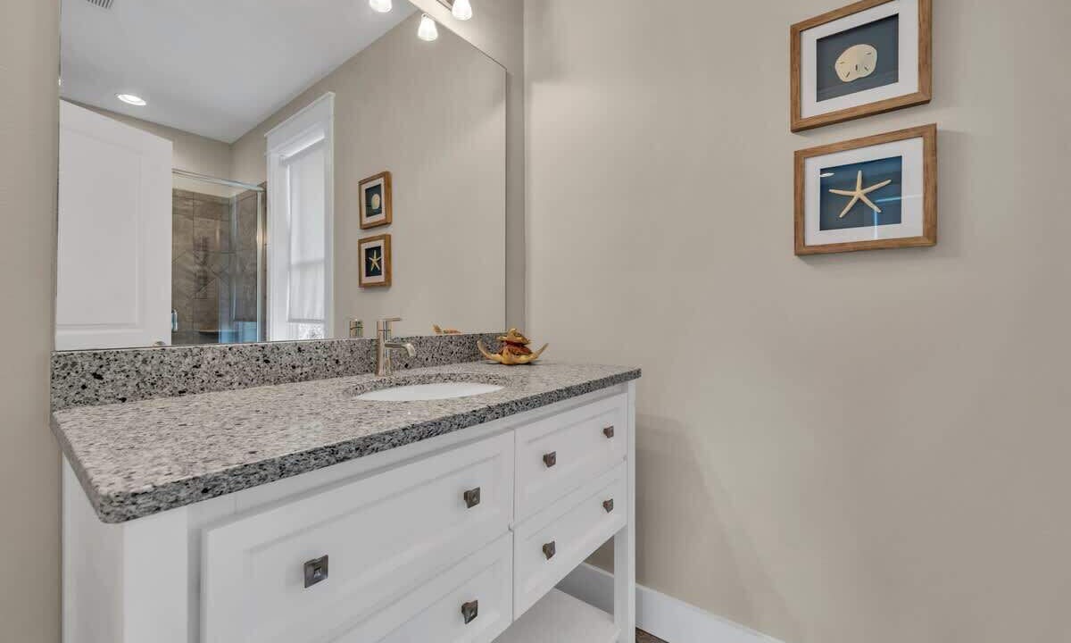 Photo of Bathroom in Emerald Waters Village