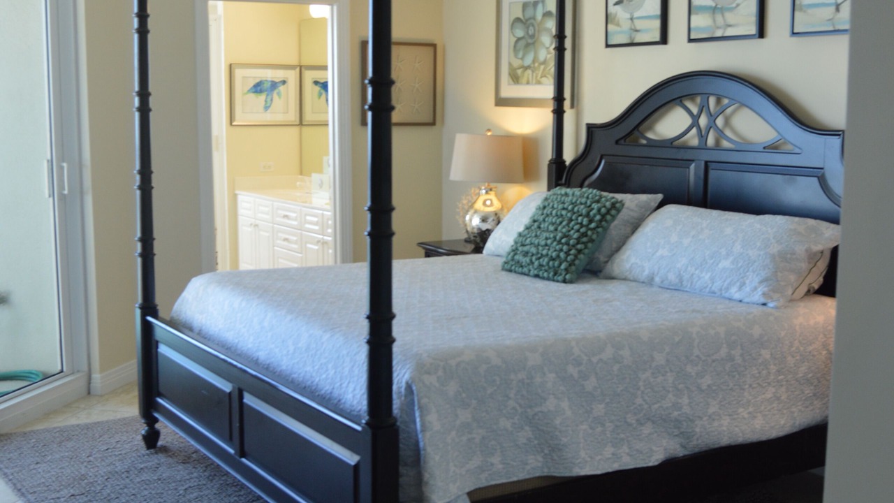 Photo of Bedroom in Navarre Beach