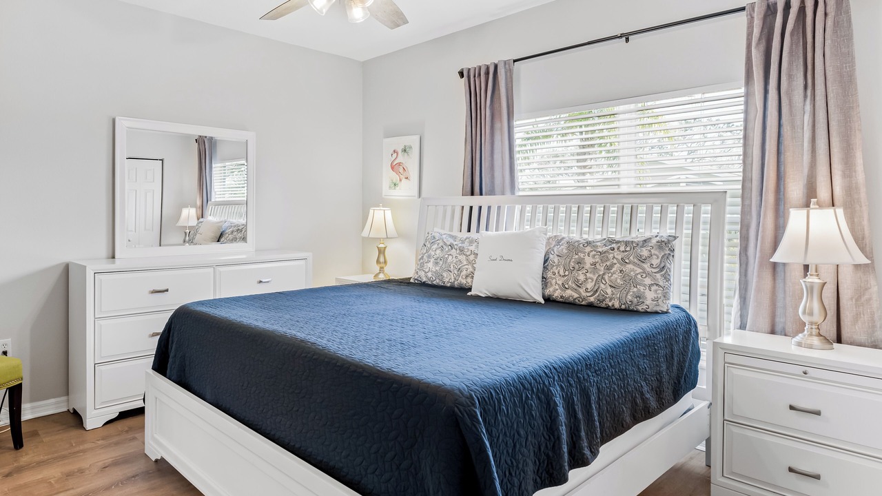 Photo of Bedroom in Independence Square