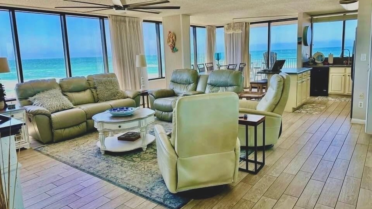 Photo of Livingroom in Gulf Lagoon Beach