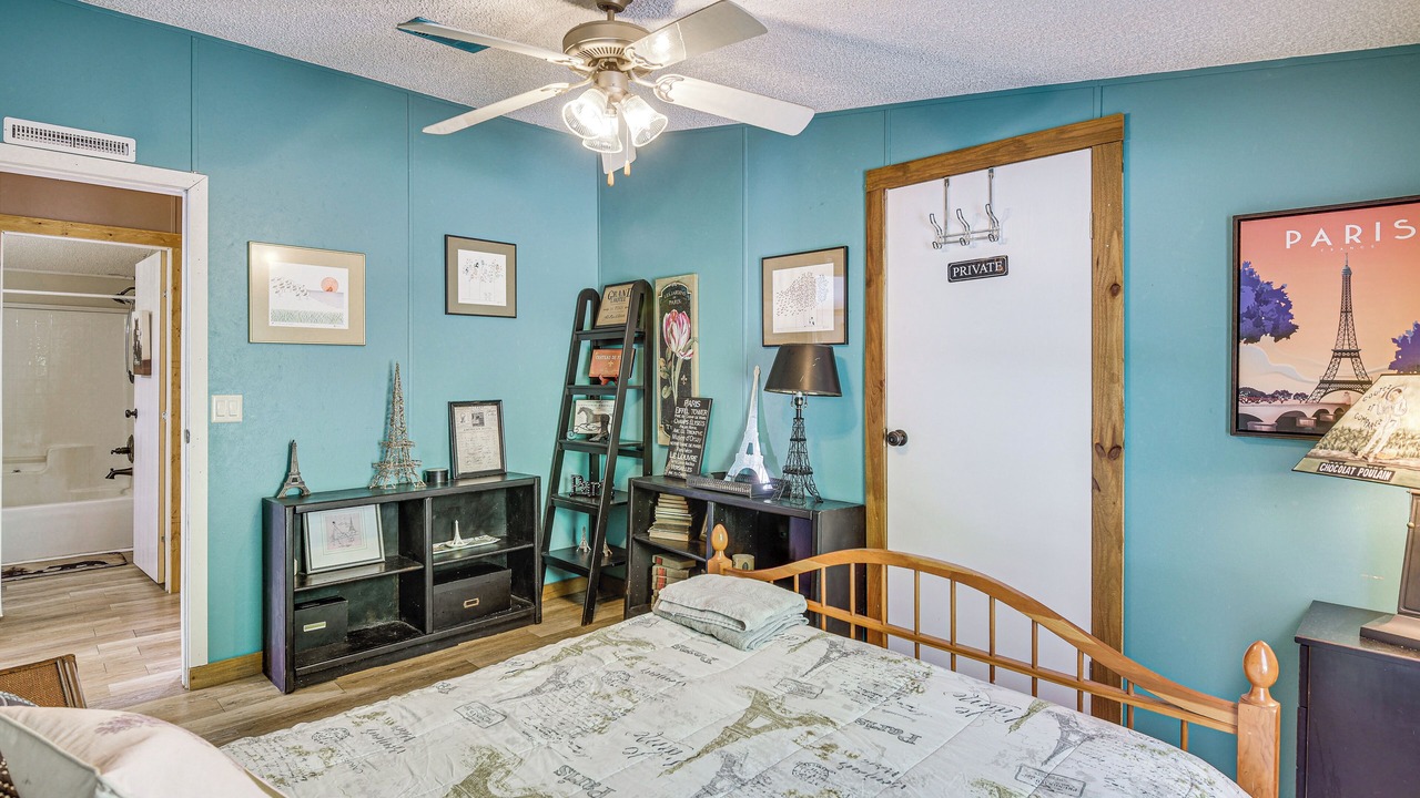 Photo of Bedroom in Silver Springs