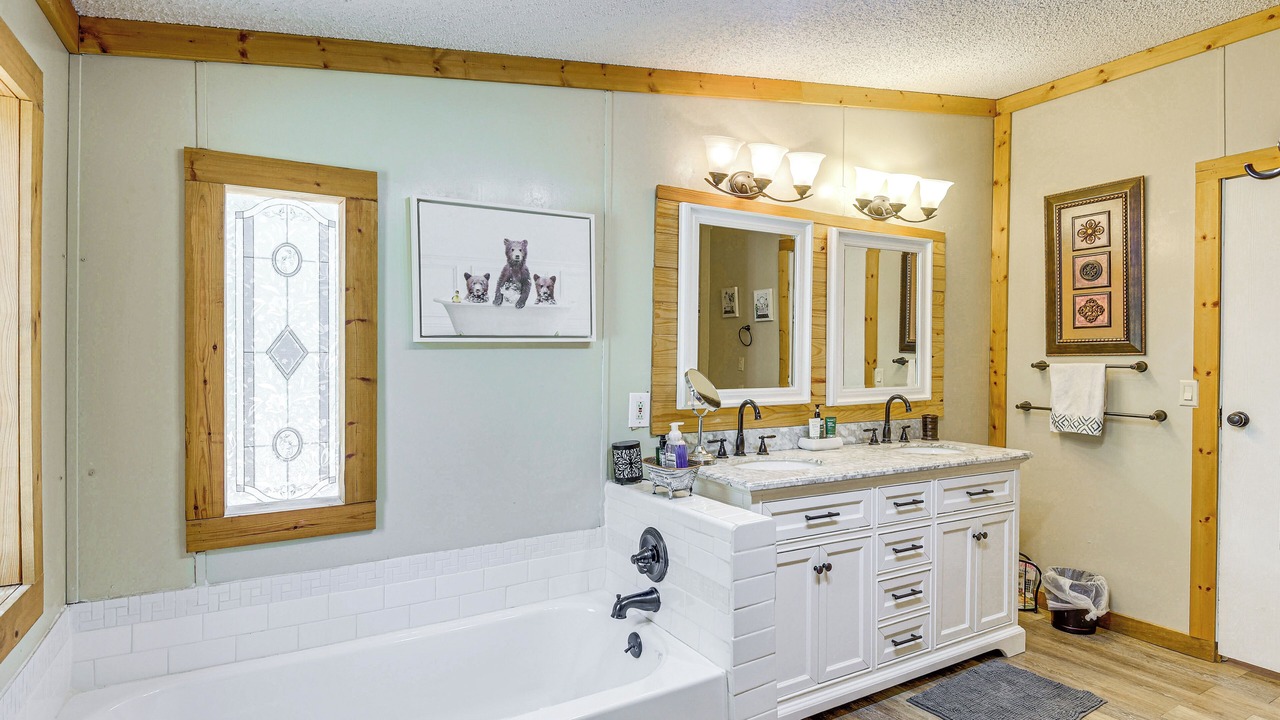Photo of Bathroom in Silver Springs