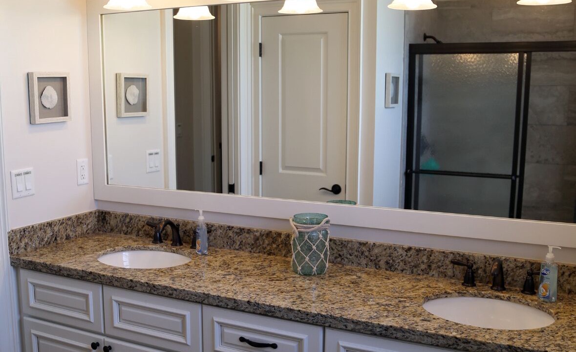 Photo of Bathroom in Marathon