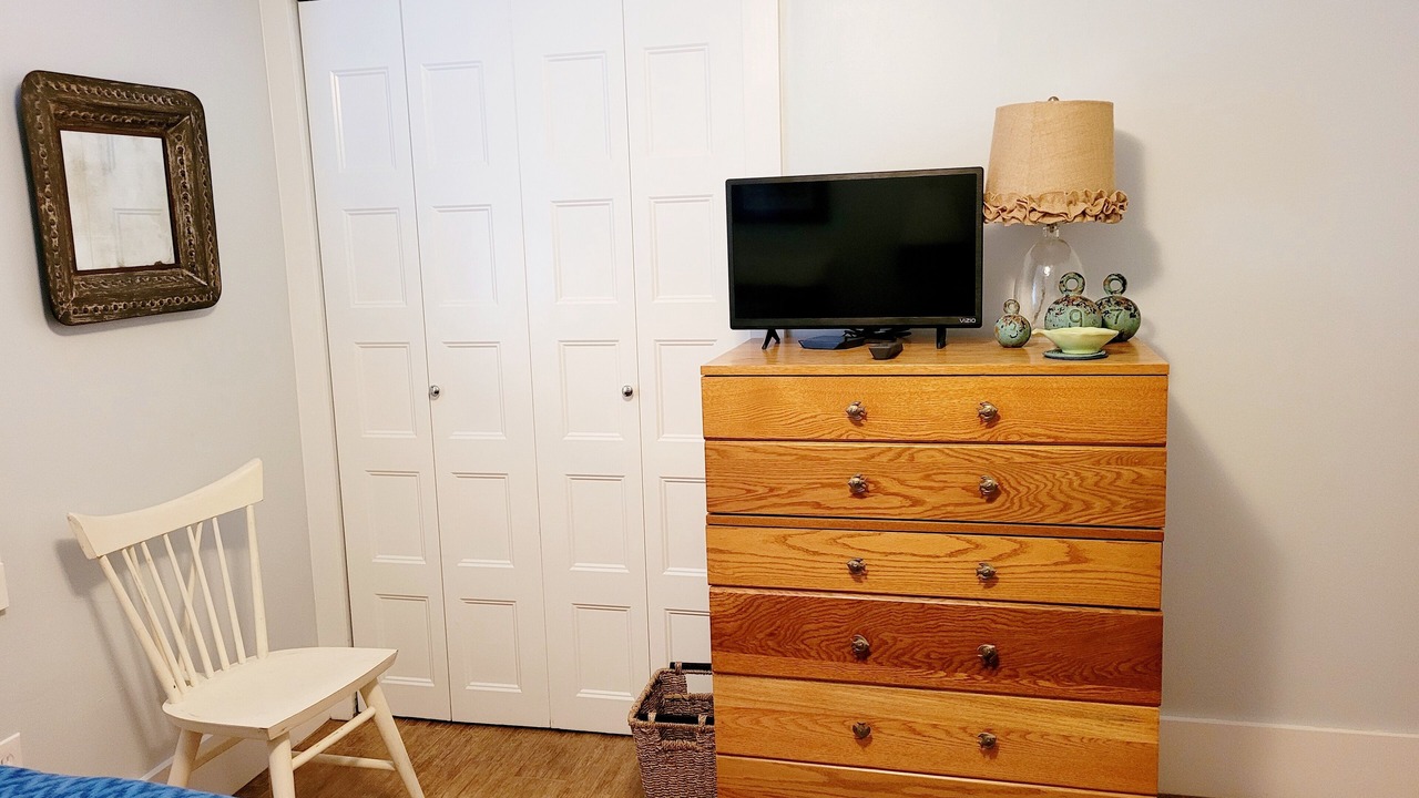 Photo of Bedroom in Crescent Beach