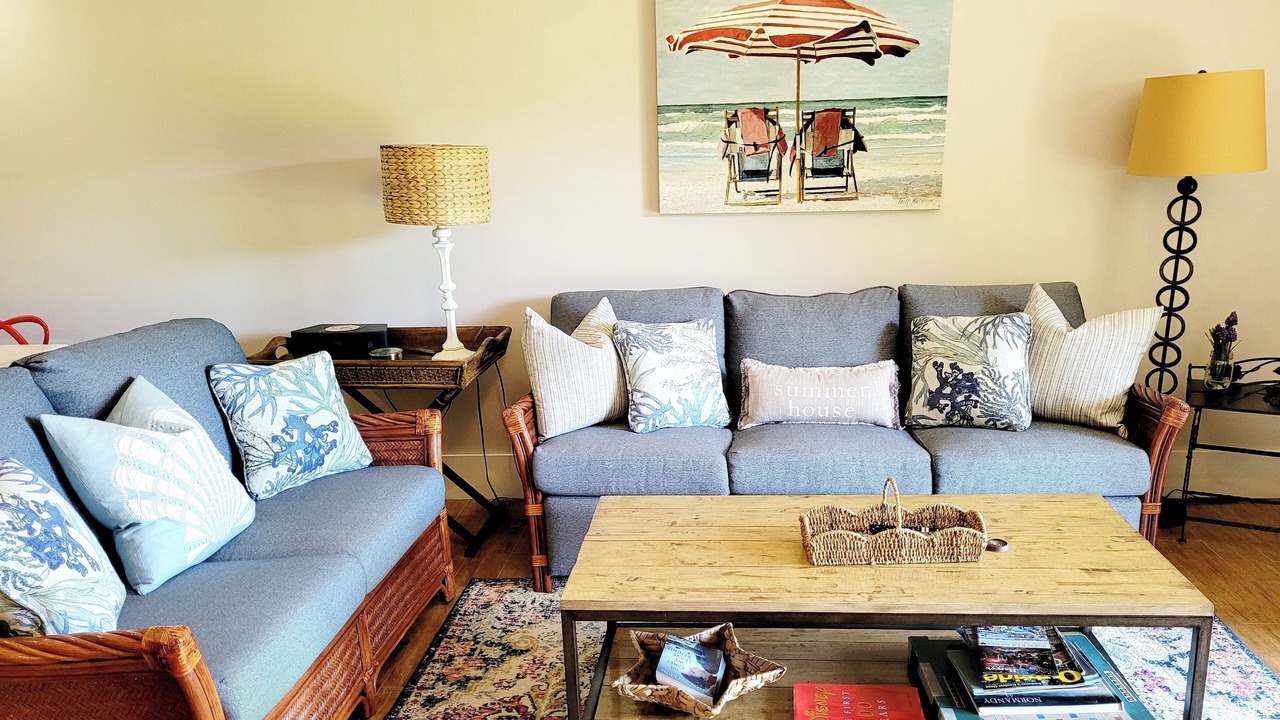 Photo of Livingroom in Crescent Beach