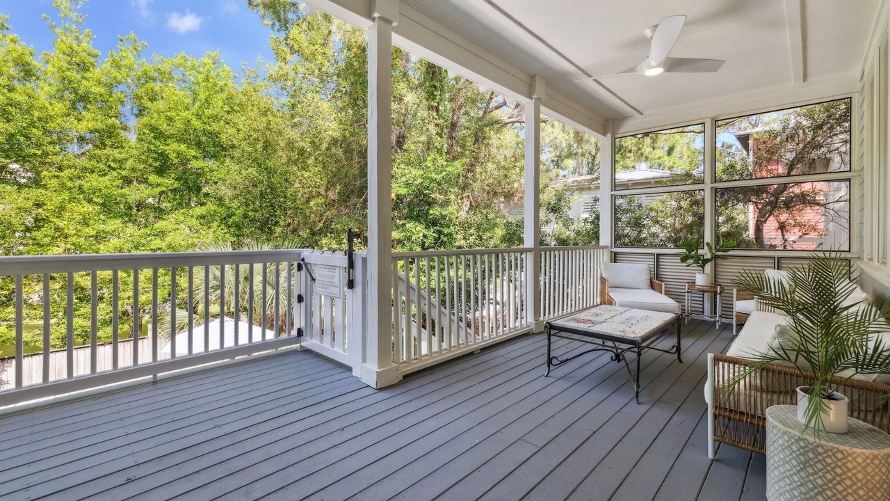 Photo of Patio Balcony in Grayton Beach