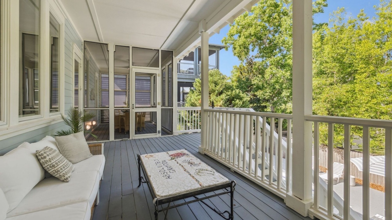 Photo of Patio Balcony in Grayton Beach