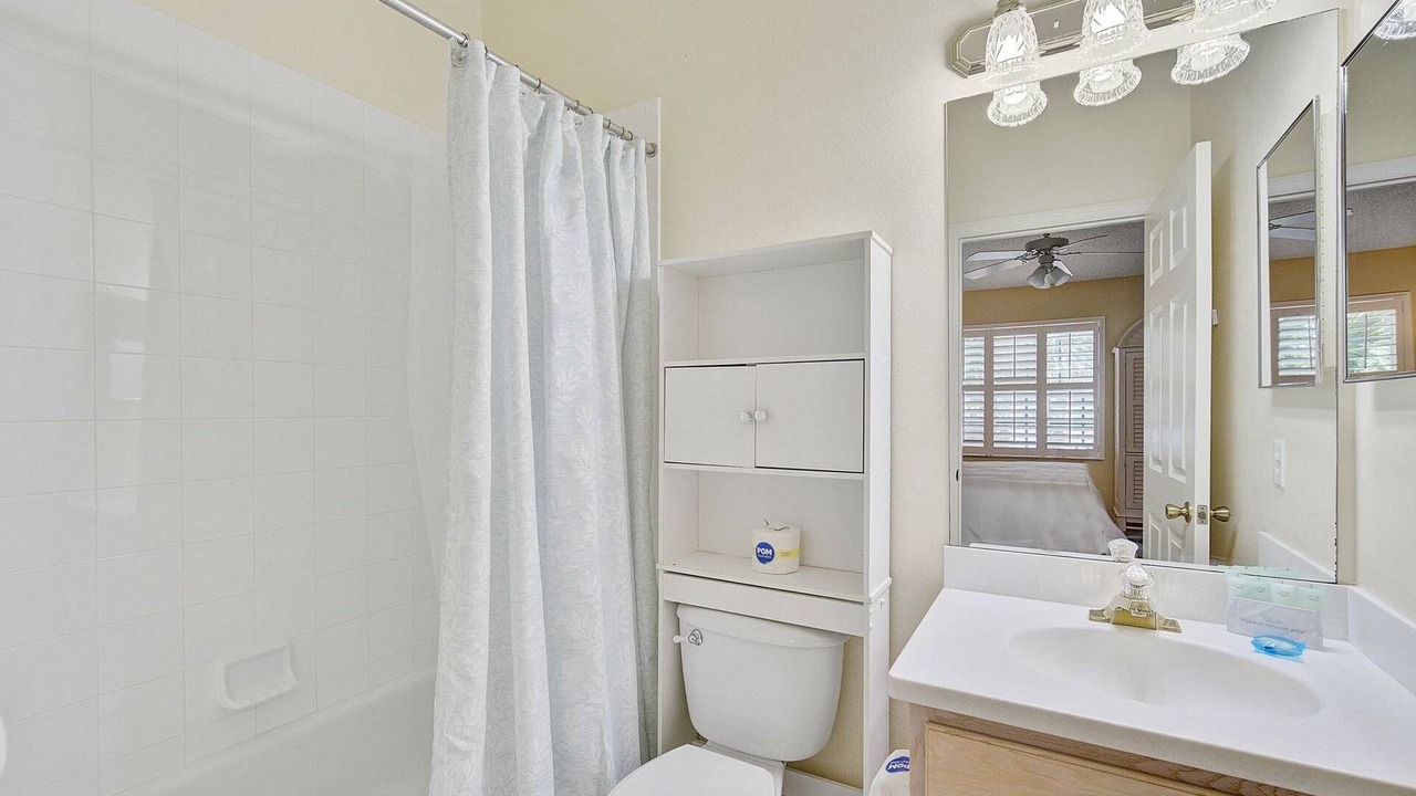 Photo of Bathroom in Sabal Harbour
