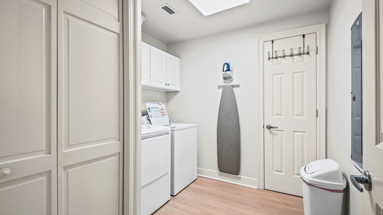 Photo of Bedroom in Crystal Beach