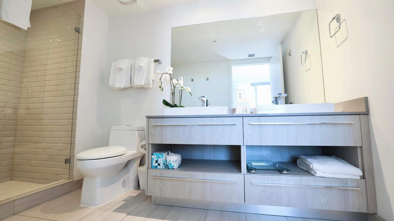 Photo of Bathroom in Hollywood South Central Beach