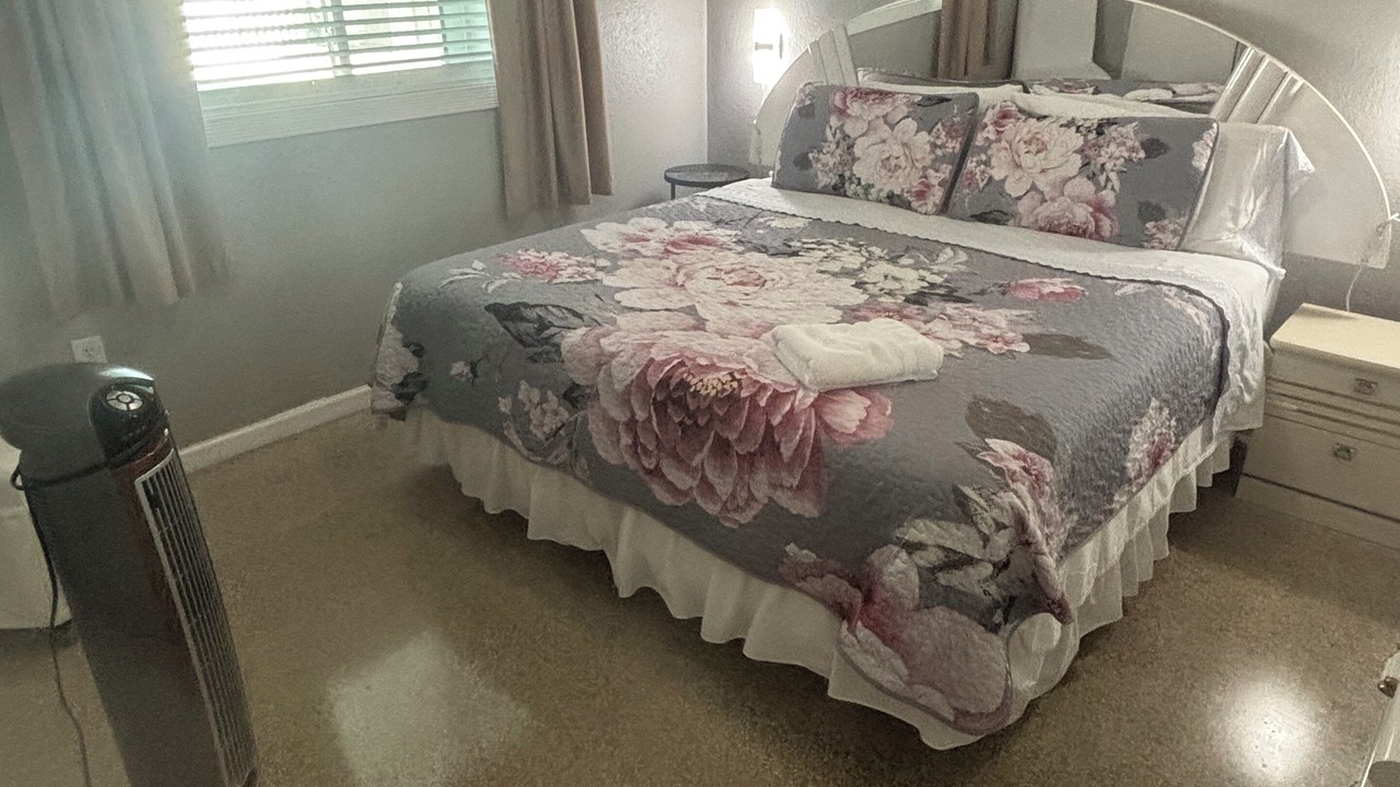 Photo of Bedroom in Dixie Belle