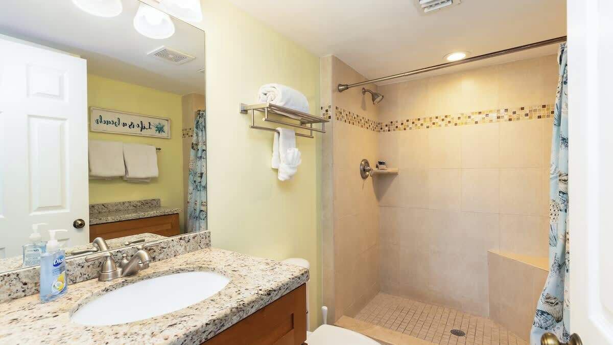 Photo of Bathroom in Tavernier