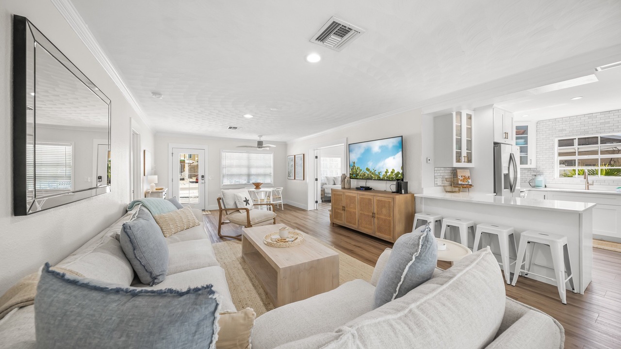 Photo of Livingroom in Anna Maria