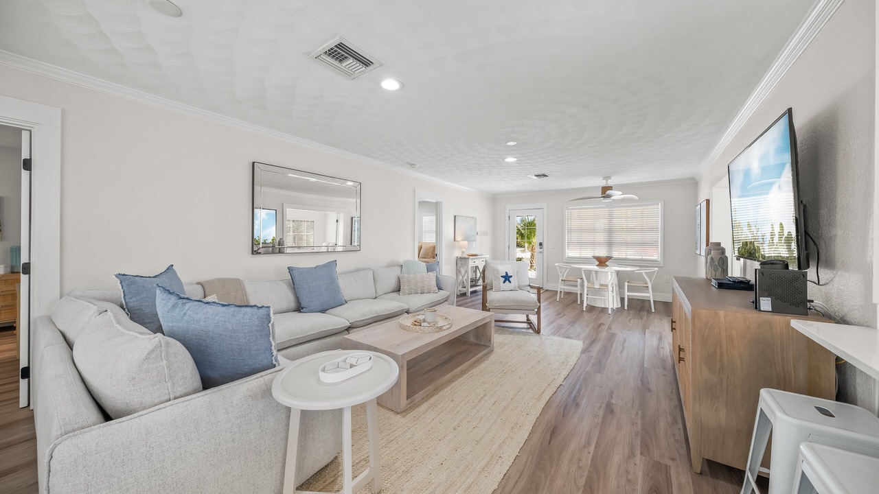 Photo of Livingroom in Anna Maria