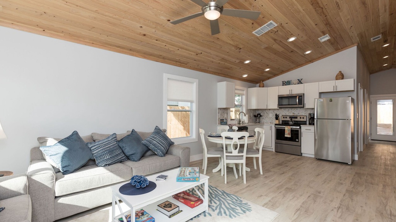 Photo of Bedroom in Coquina Gables