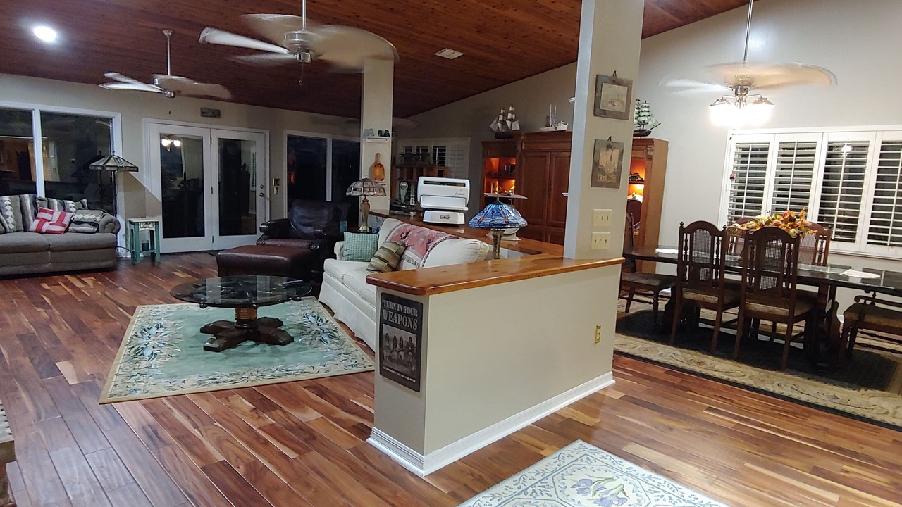Photo of Livingroom in Tarpon Springs