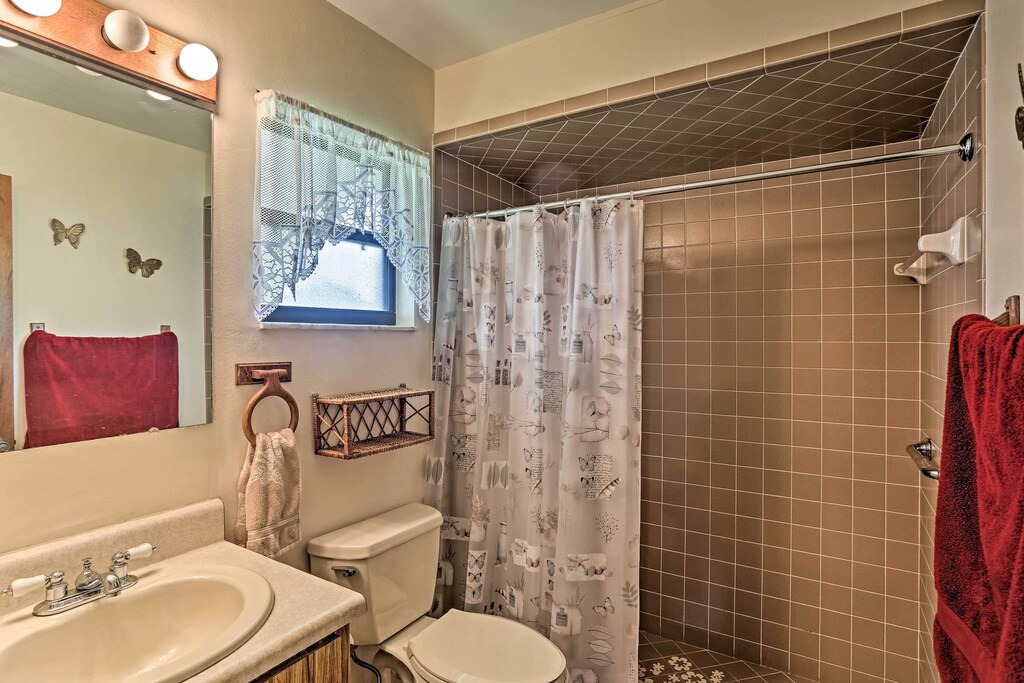 Photo of Bathroom in Highland