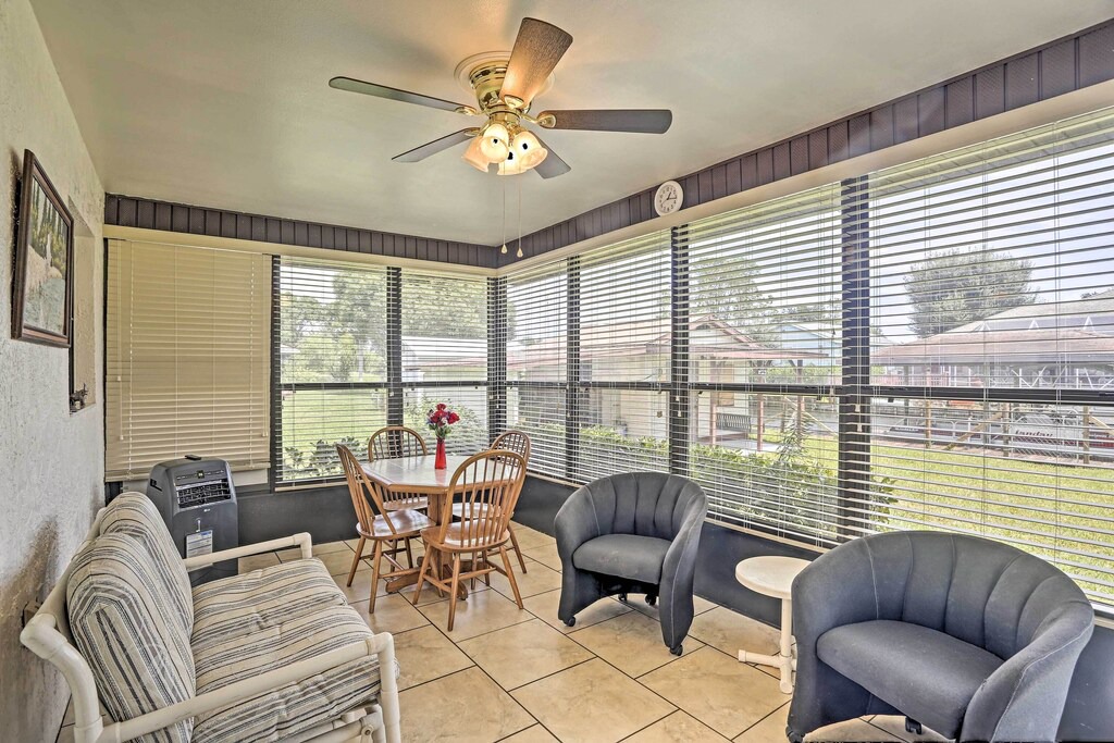 Photo of Livingroom in Highland