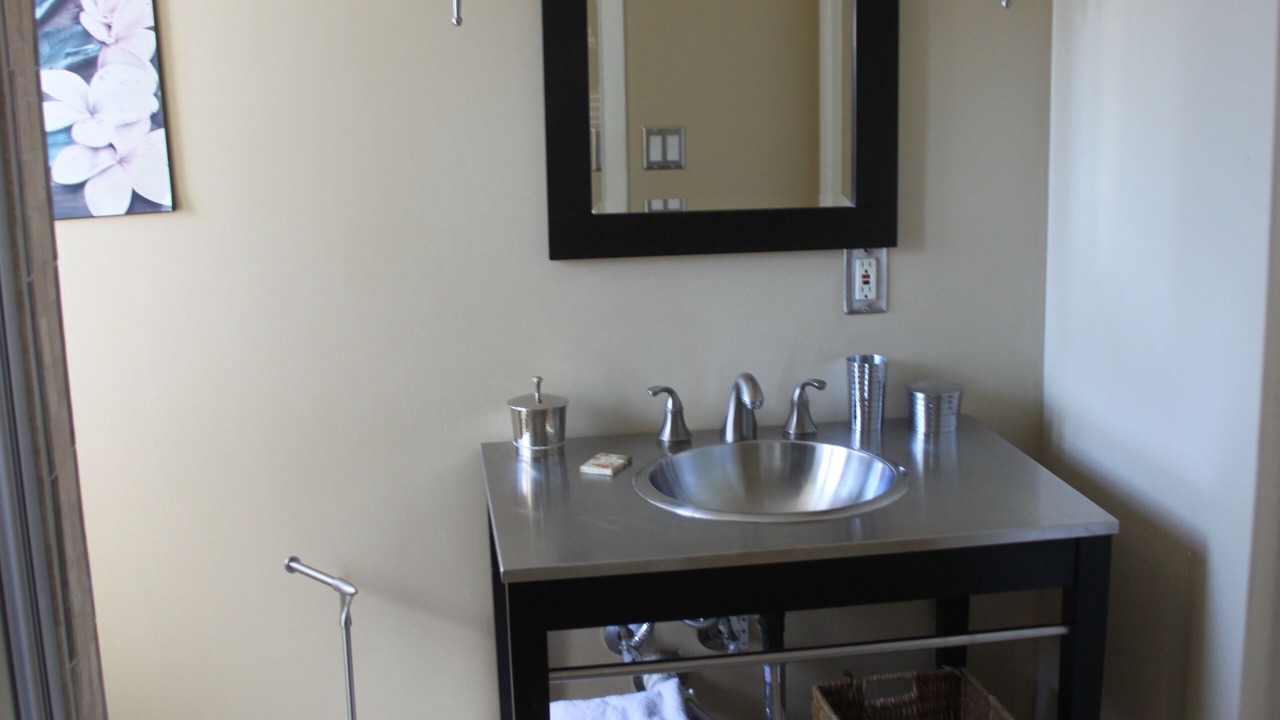 Photo of Bathroom in Marathon