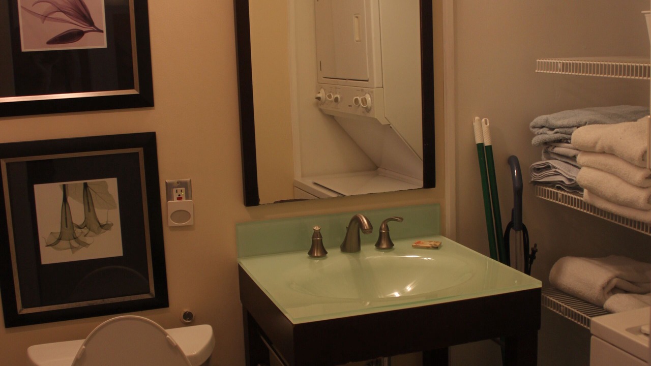 Photo of Bathroom in Marathon