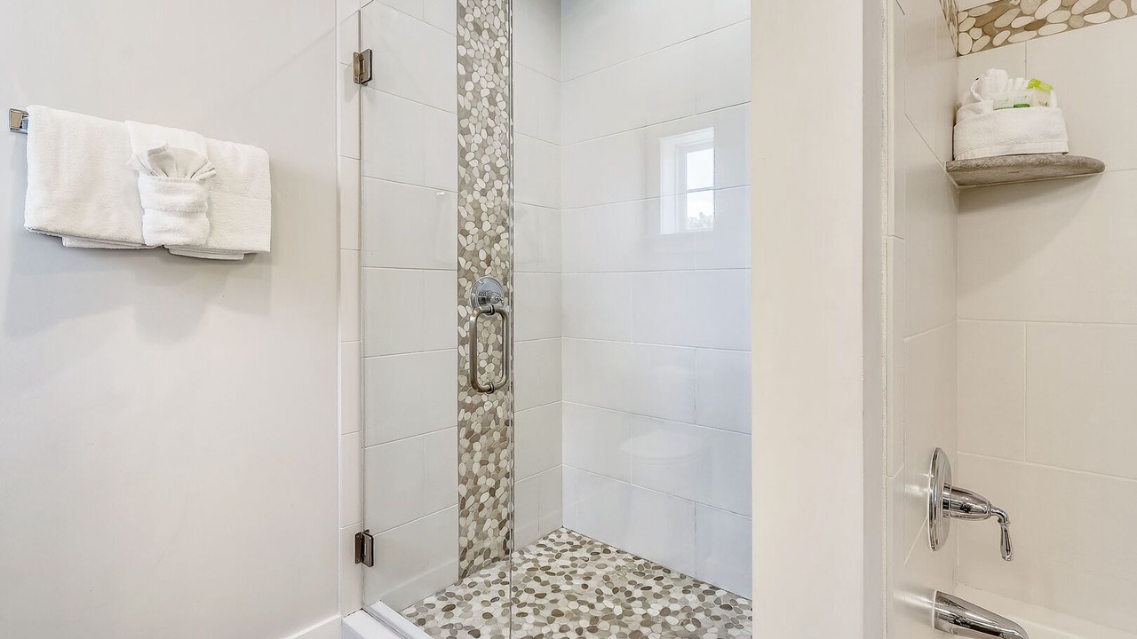 Photo of Bathroom in Emerald Waters Village