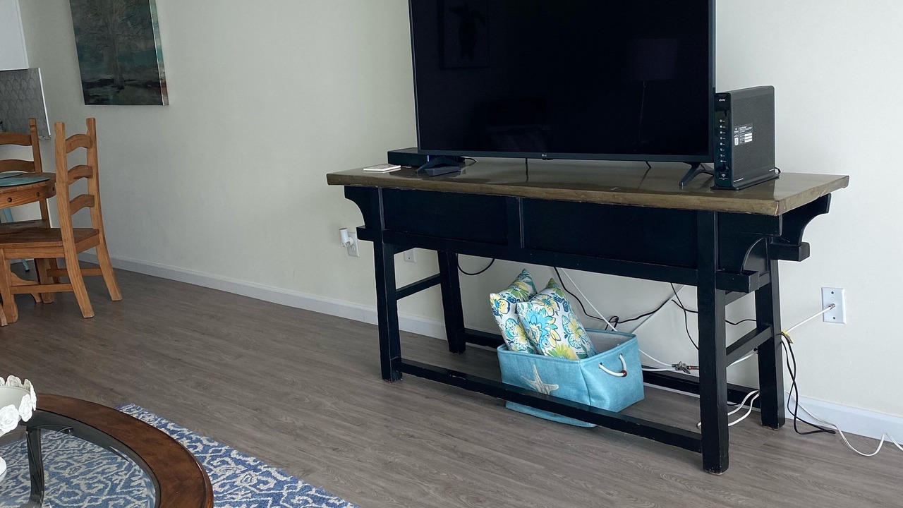 Photo of Livingroom in Crescent Beach