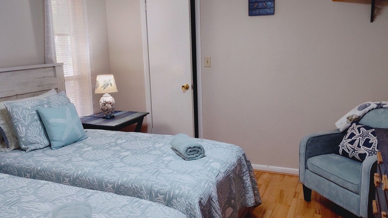 Photo of Bedroom in Embassy Hills