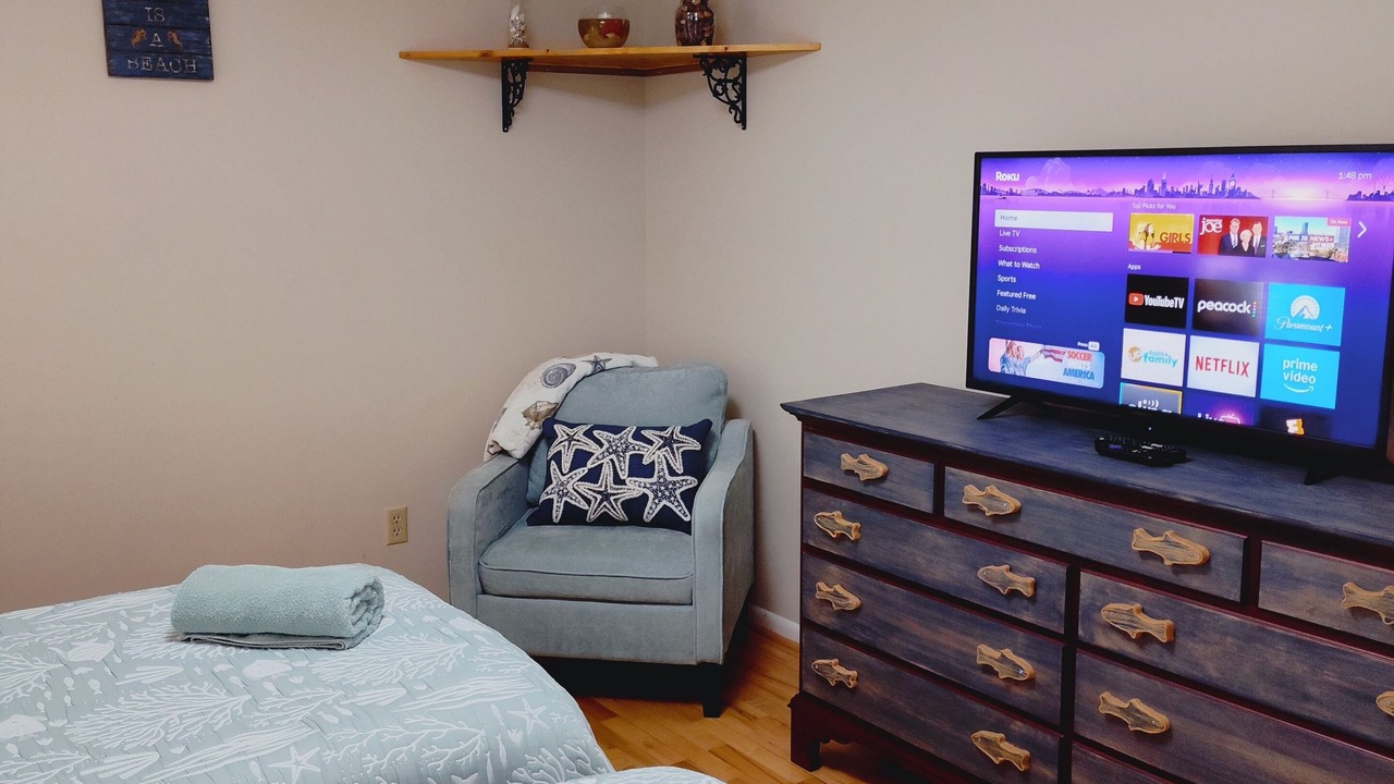 Photo of Bedroom in Embassy Hills