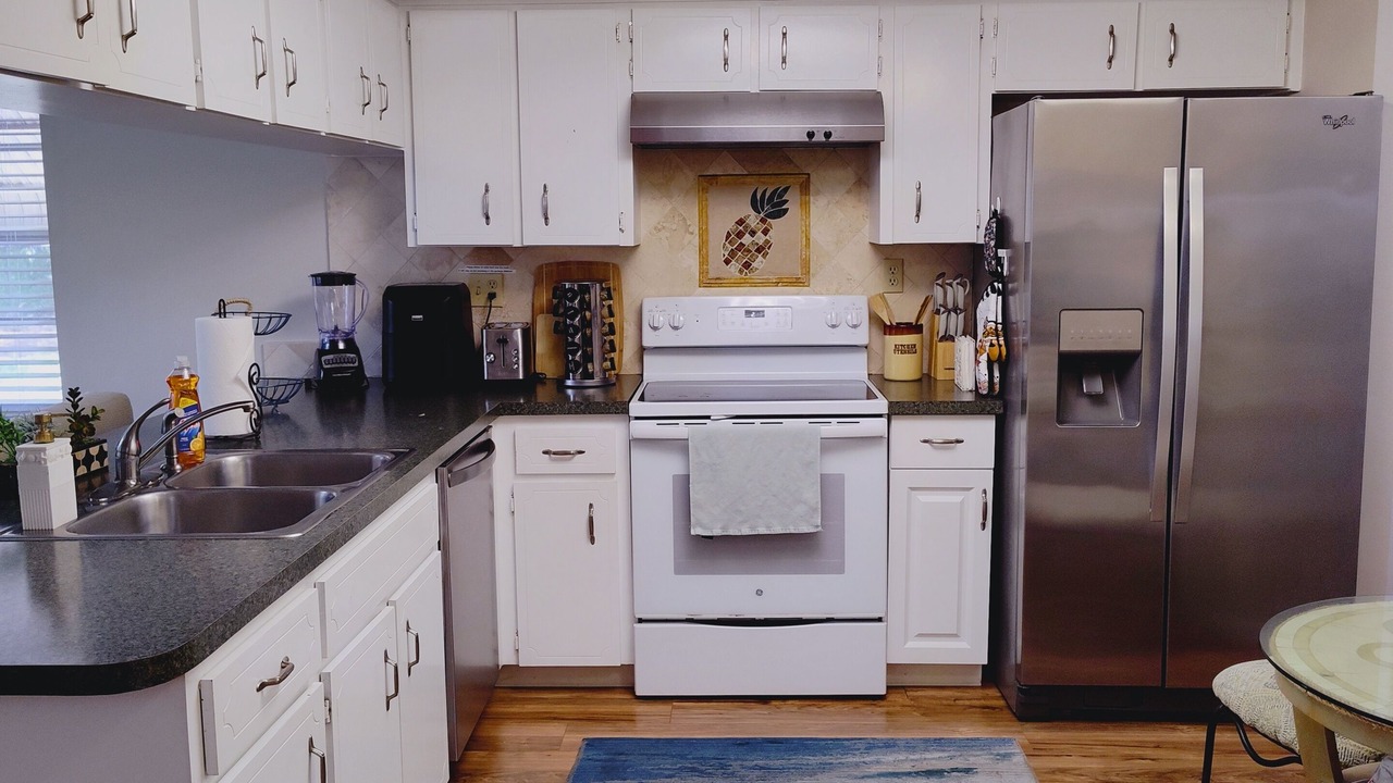 Photo of Kitchen in Embassy Hills