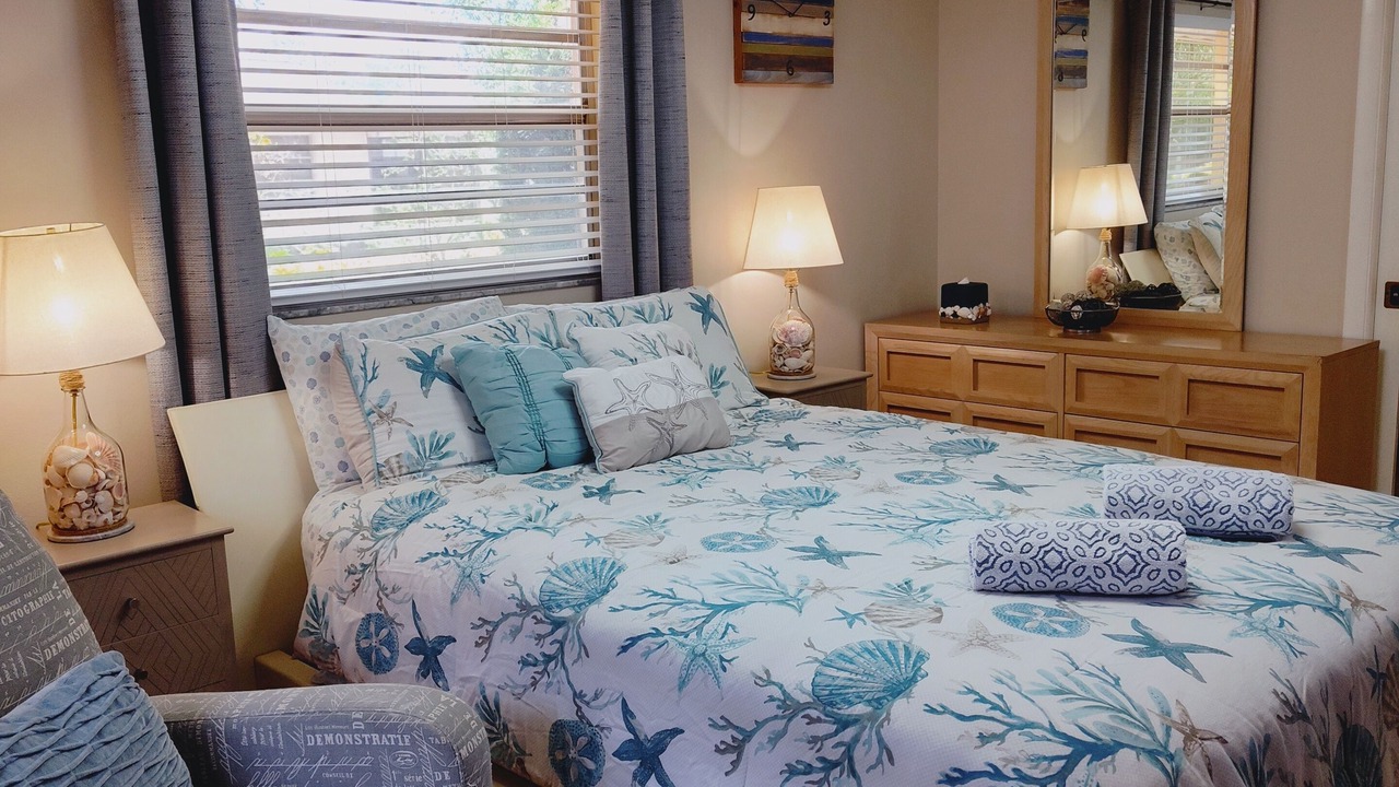 Photo of Bedroom in Embassy Hills