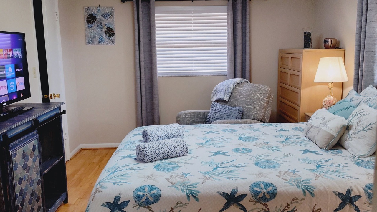 Photo of Bedroom in Embassy Hills