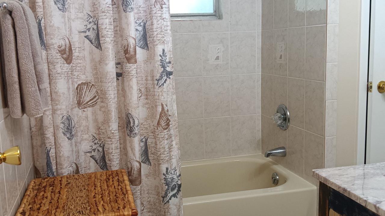 Photo of Bathroom in Embassy Hills