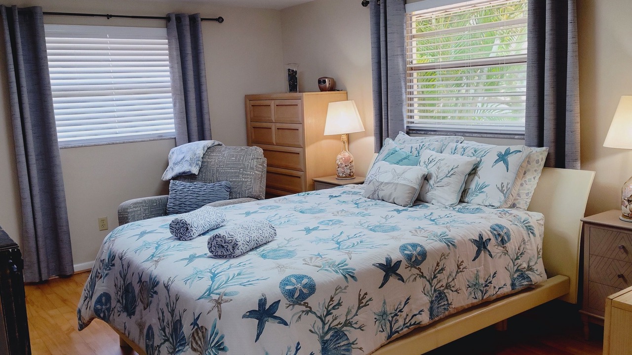 Photo of Bedroom in Embassy Hills