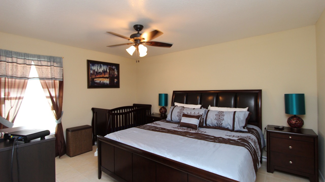 Photo of Bedroom in Sunshine